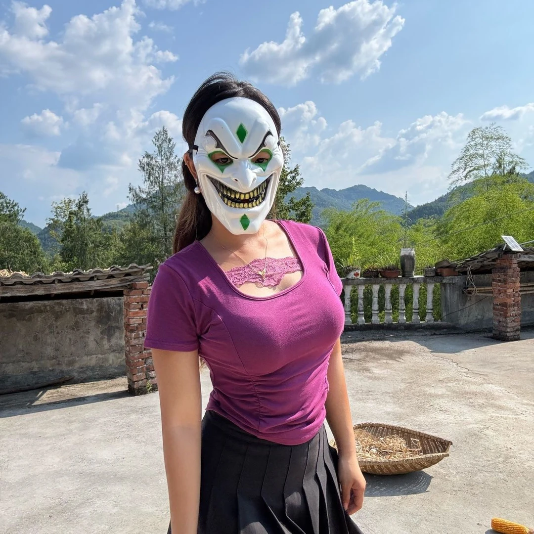 暗黑恐怖风格小丑面具适合万圣节cosplay与派对装扮