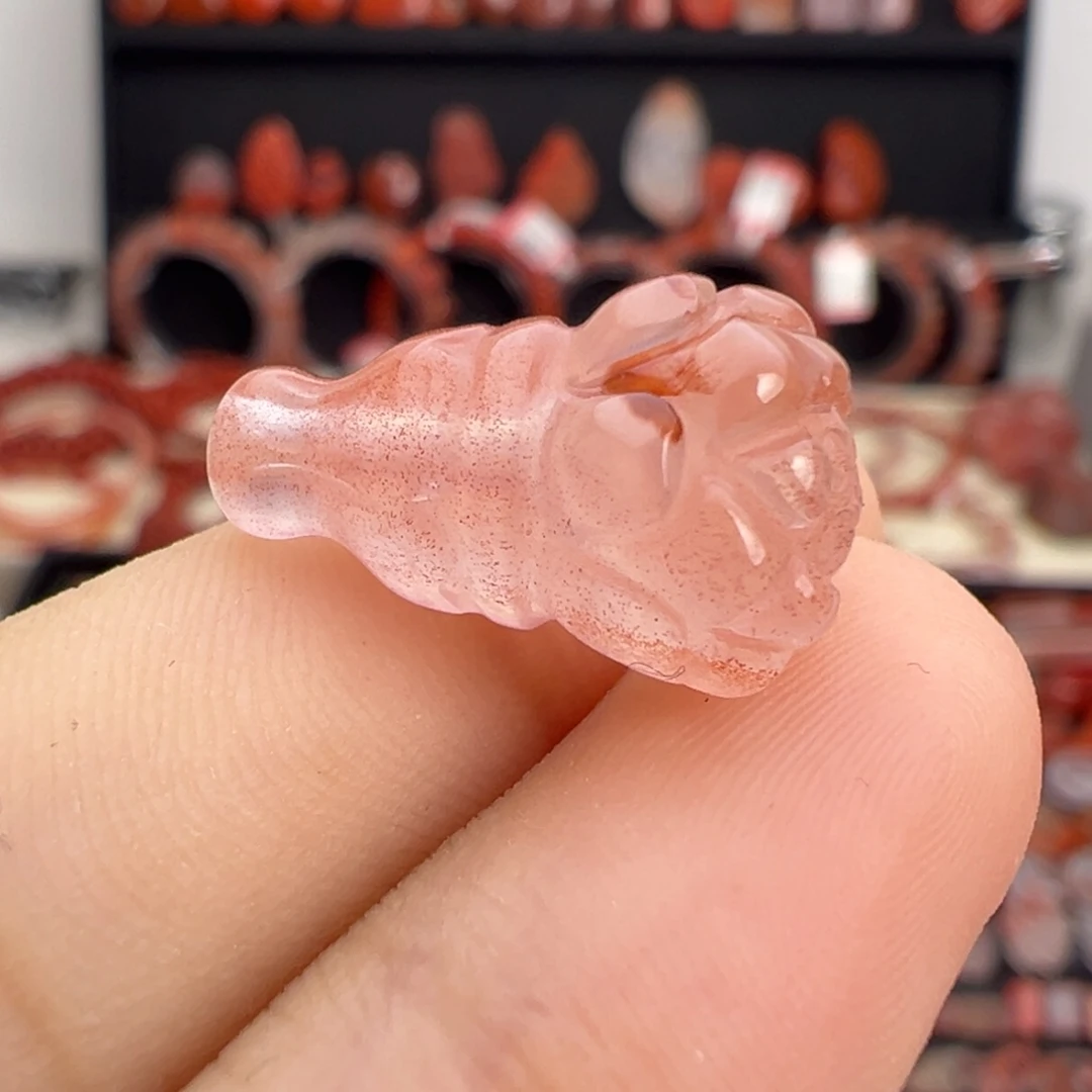 南红玛瑙未镶嵌颈饰莲花三通