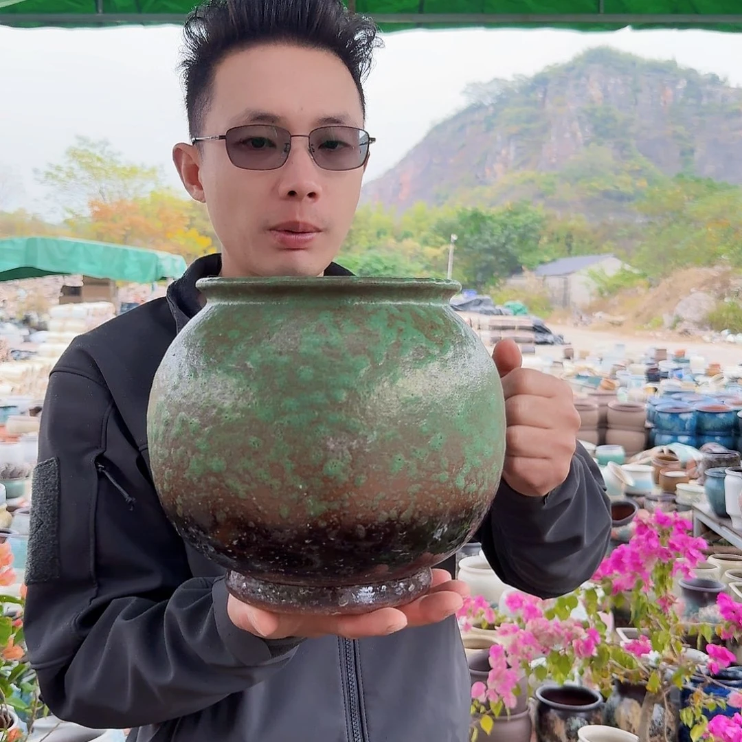 紫砂花盆口16高21（一个牛油果球