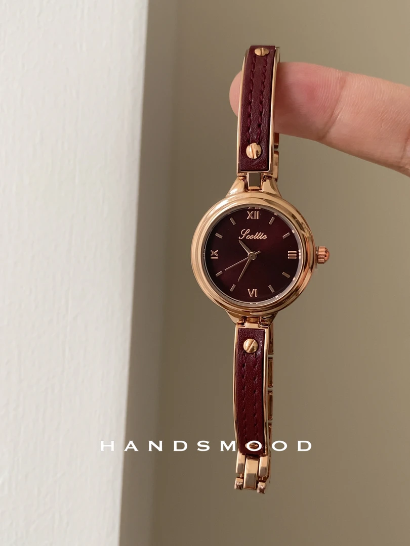 handsmood 酒红色半手镯半链条设计显白气质百搭时尚女士手表