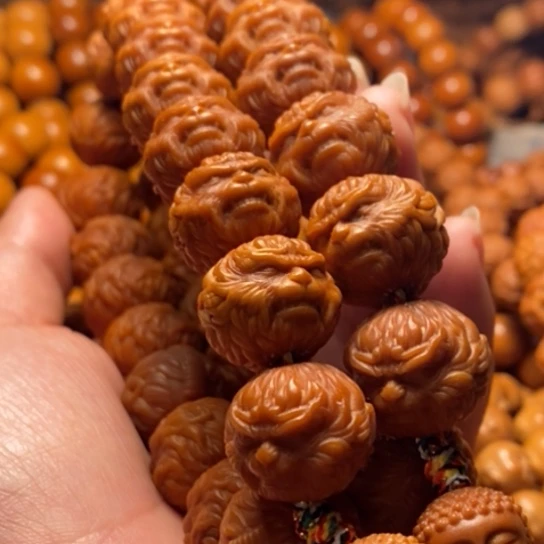 爱***姐手串猴头核桃大圣归来