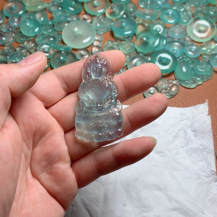 小***妈蛇纹石玉未镶嵌吊坠