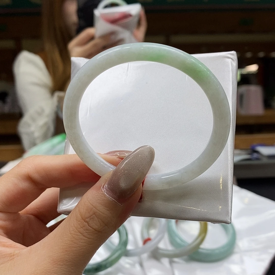 翡翠未镶嵌手镯52-54