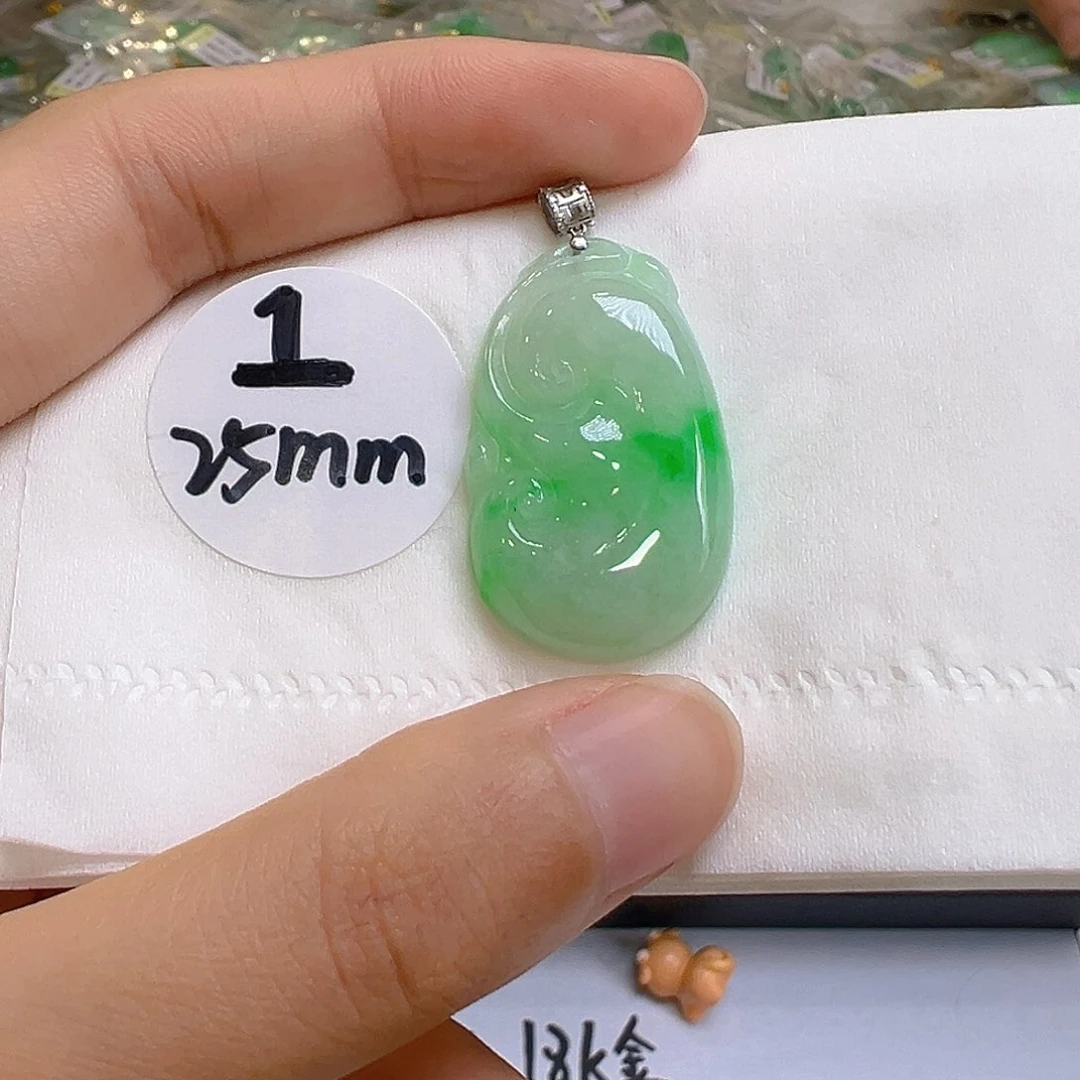 翡翠18K金镶嵌吊坠(不含链)翡翠