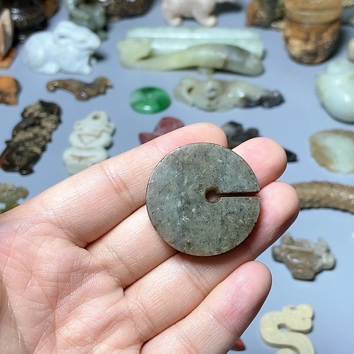 和田玉未镶嵌颈饰23