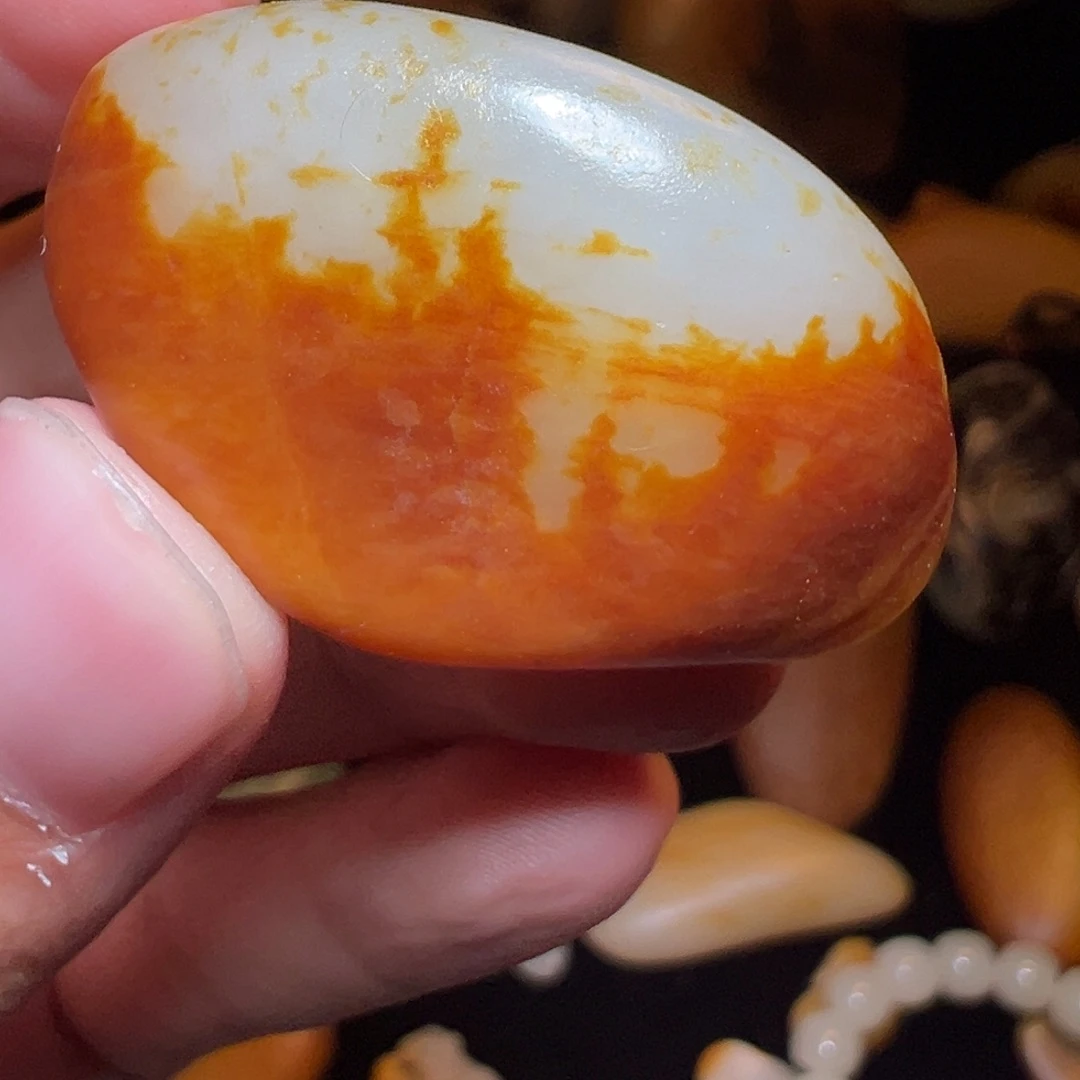 H***o和田玉未镶嵌颈饰