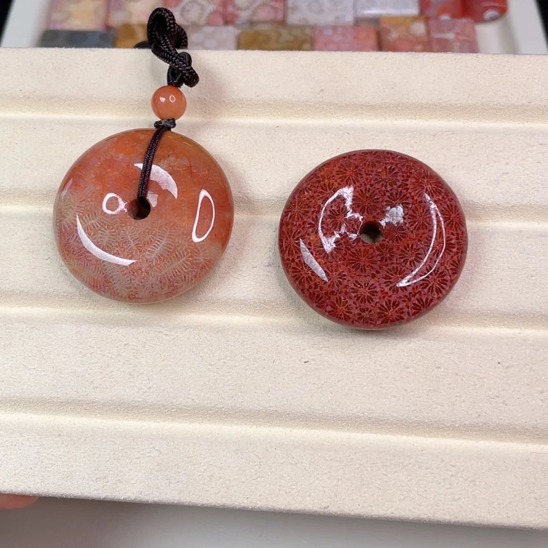 【闪购商品】未镶嵌吊坠(赠链)硅化玉铁****?