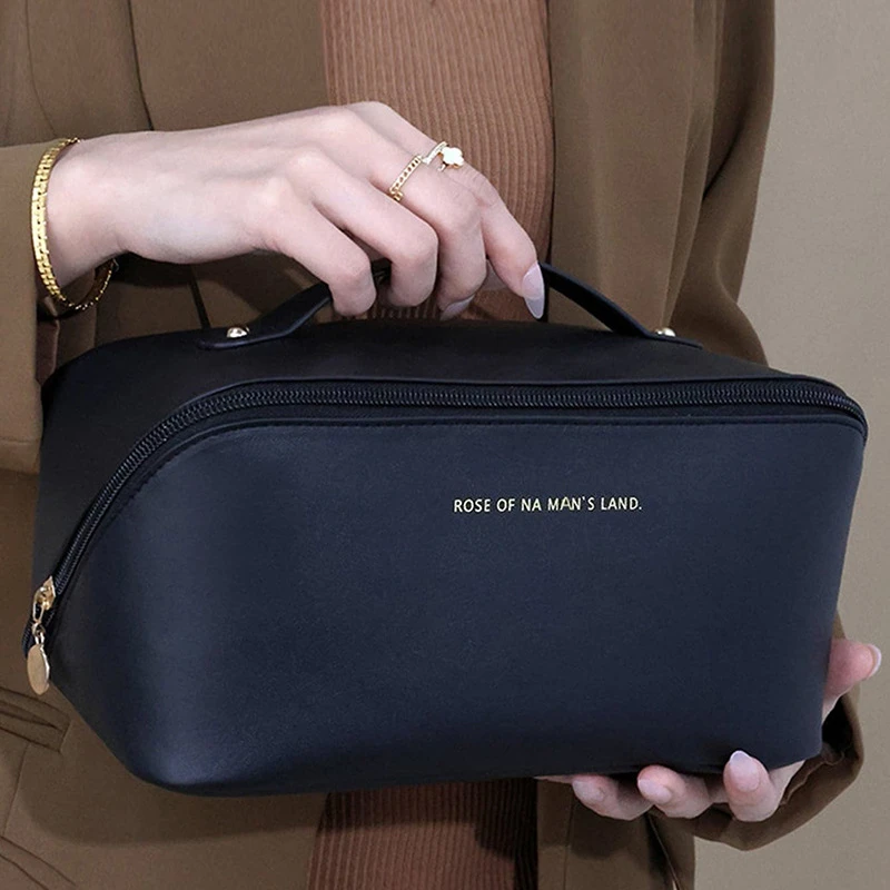 PU皮云朵化妆包枕头大容量手提便携化妆包旅行洗漱包化妆品收纳包