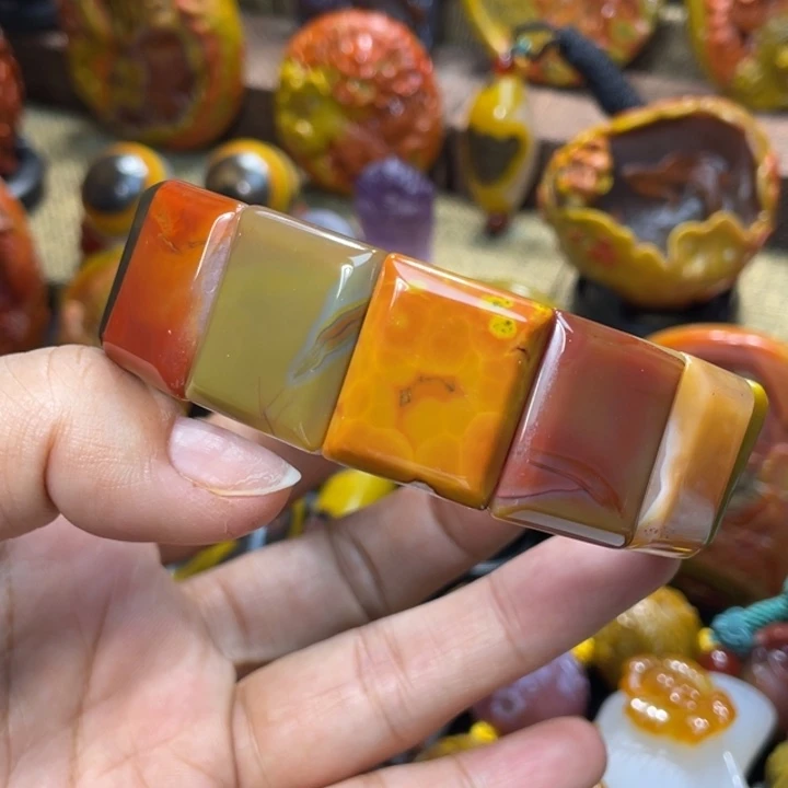 玛瑙/玉髓未镶嵌珠宝奇石尚品大多宝手牌588