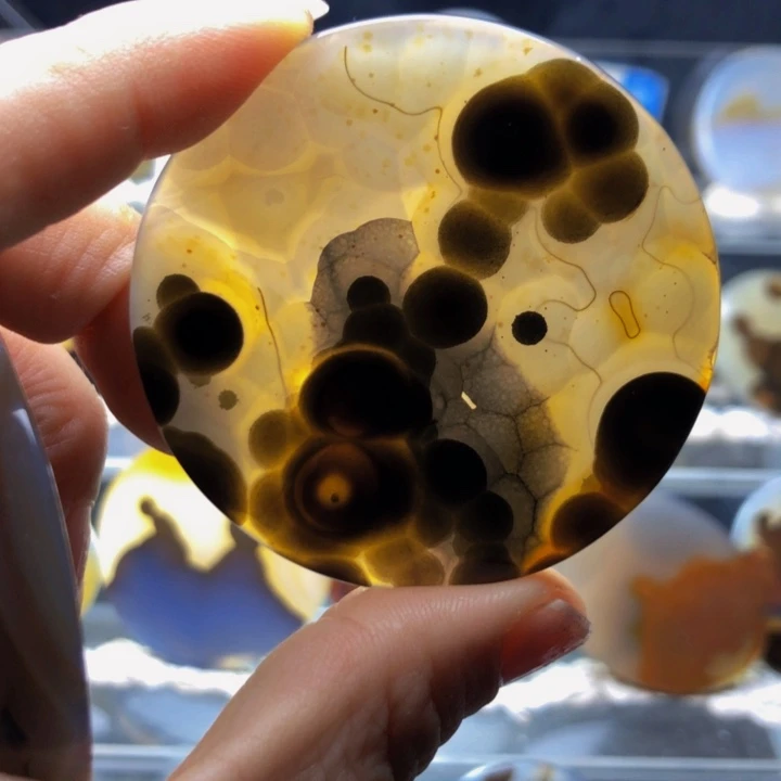 合金玛瑙/玉髓珠宝奇石114