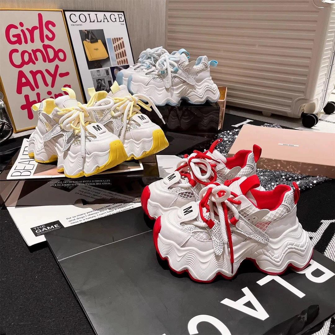 【涵】老爹鞋女ins超火2025新款镂空透气水钻厚底松糕波浪底女鞋