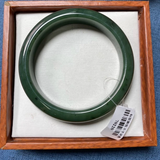 天然和田玉手镯 58.7