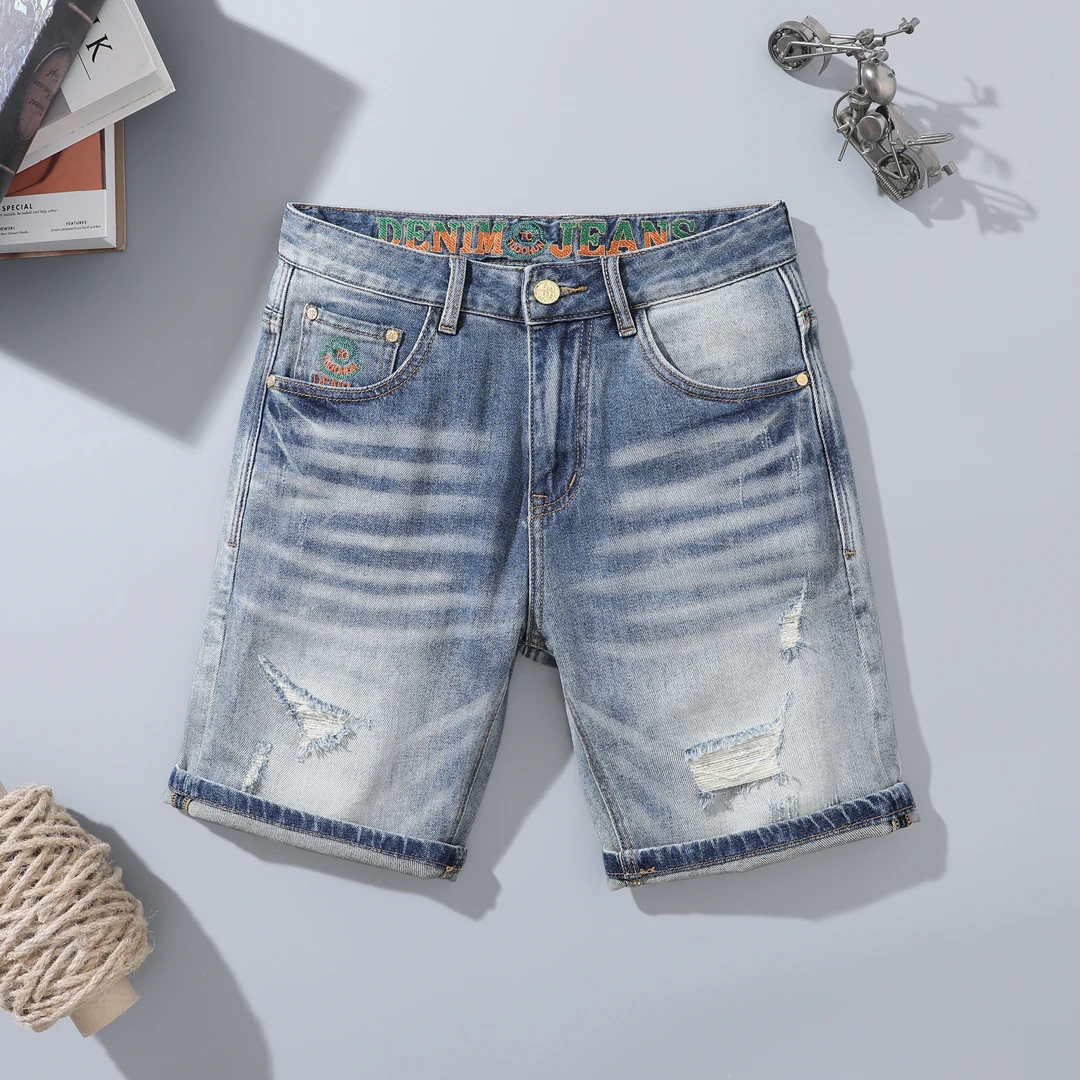 夏季薄款男士牛仔短裤潮流刺绣假破洞五分裤修身百搭猫须设计中裤
