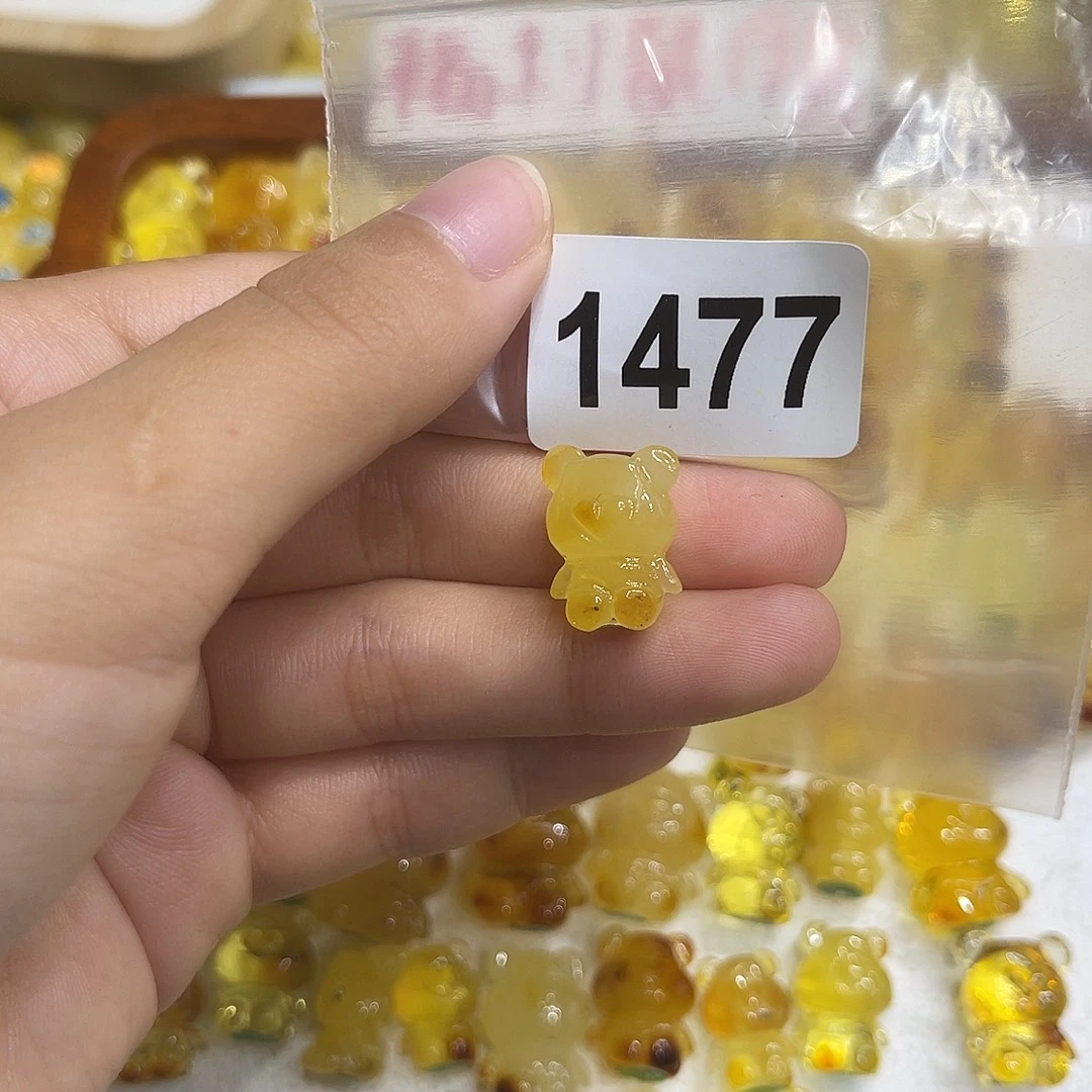 琥珀未镶嵌珠宝奇石