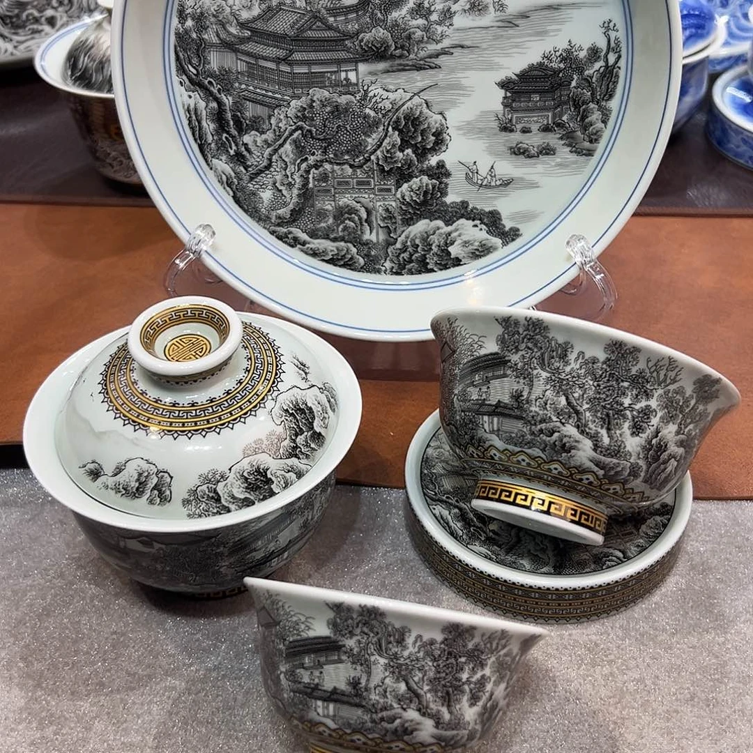 摆件疯狂官方看看姐姐家