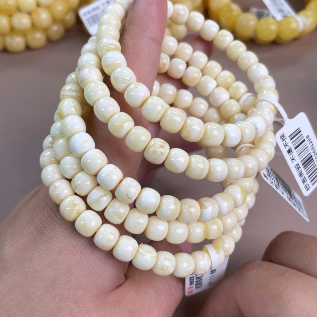 琥珀裸石未镶嵌137多样性发其一