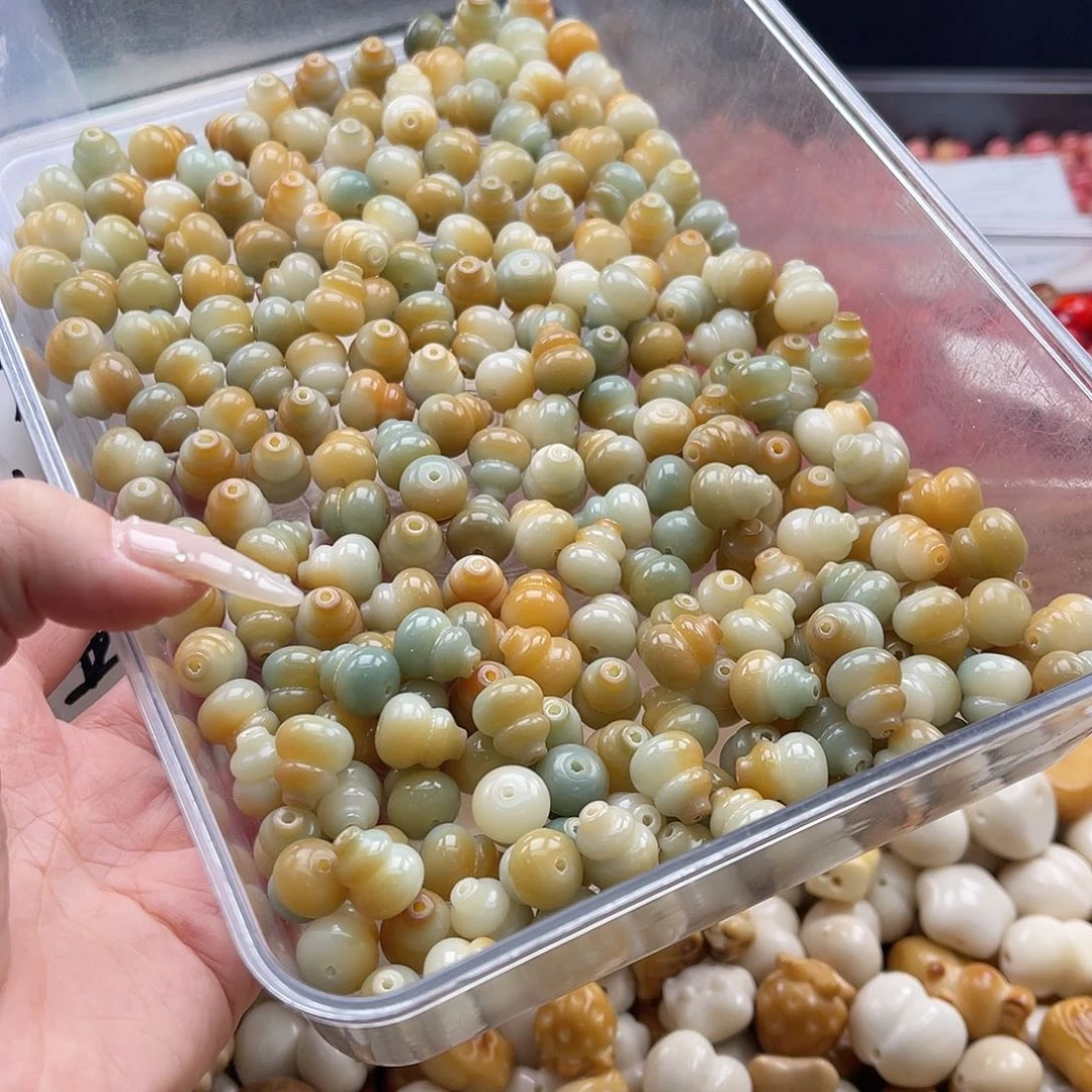 白玉菩提吊坠q12mm/30+5颗黄绿葫芦