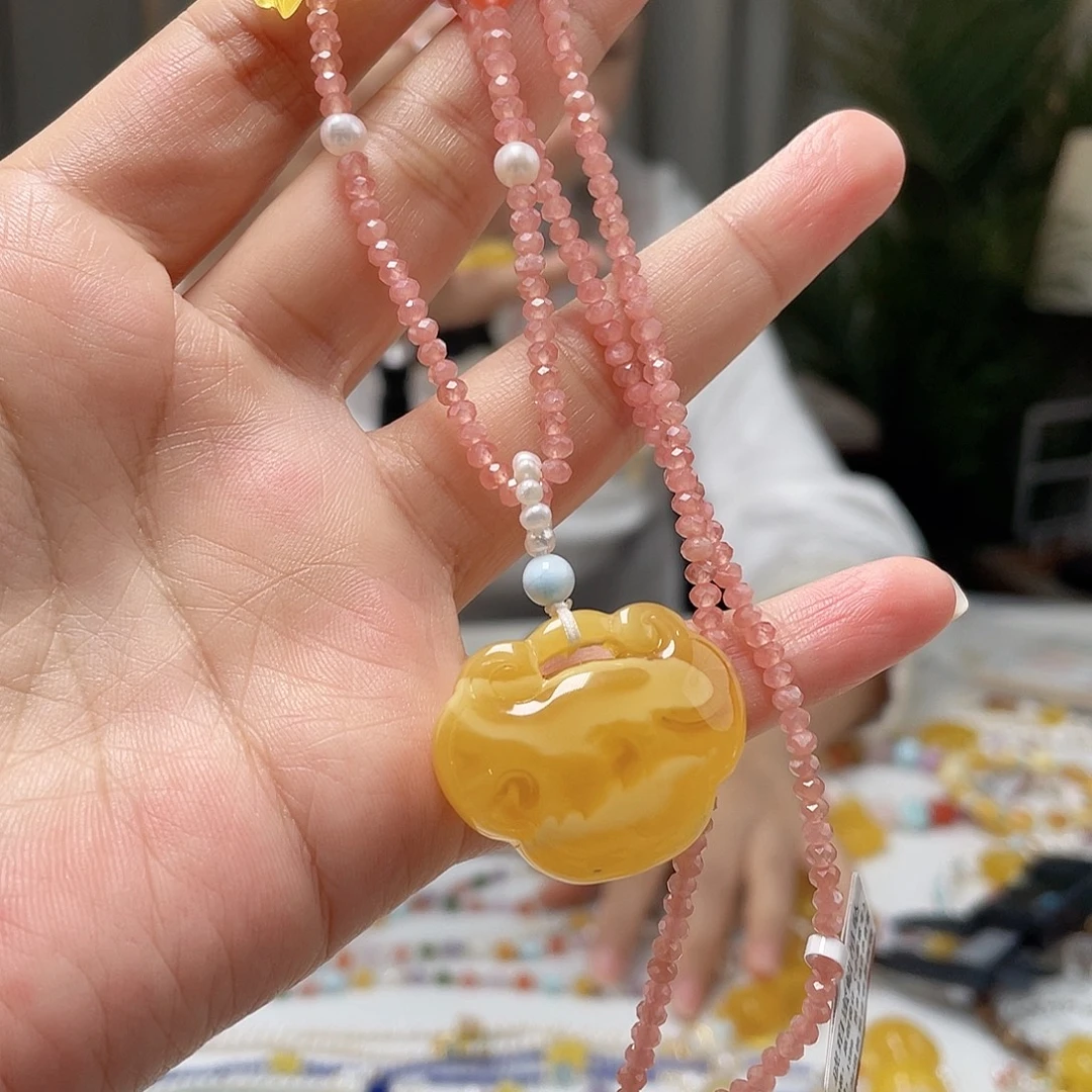 未镶嵌琥珀裸石蜜蜡吊坠