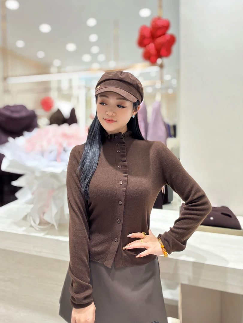 【高斯雪岚宠粉款】木耳边修身显瘦毛衣秋冬百搭毛衫女气质女人味