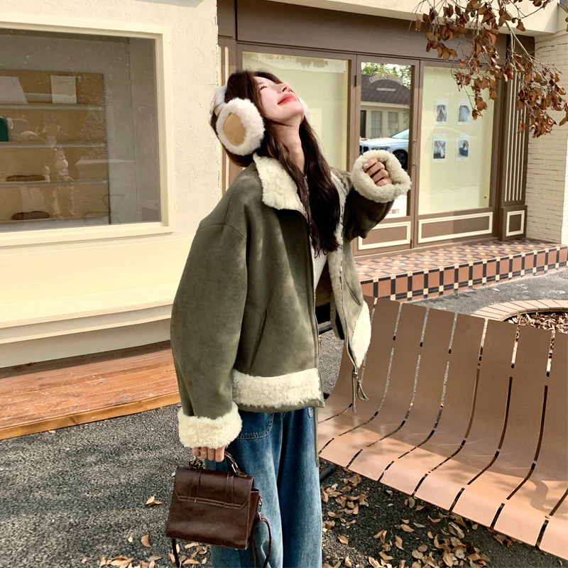 韩系风羊羔毛皮毛一体外套2025冬季新款复古工装风加绒加厚机车服