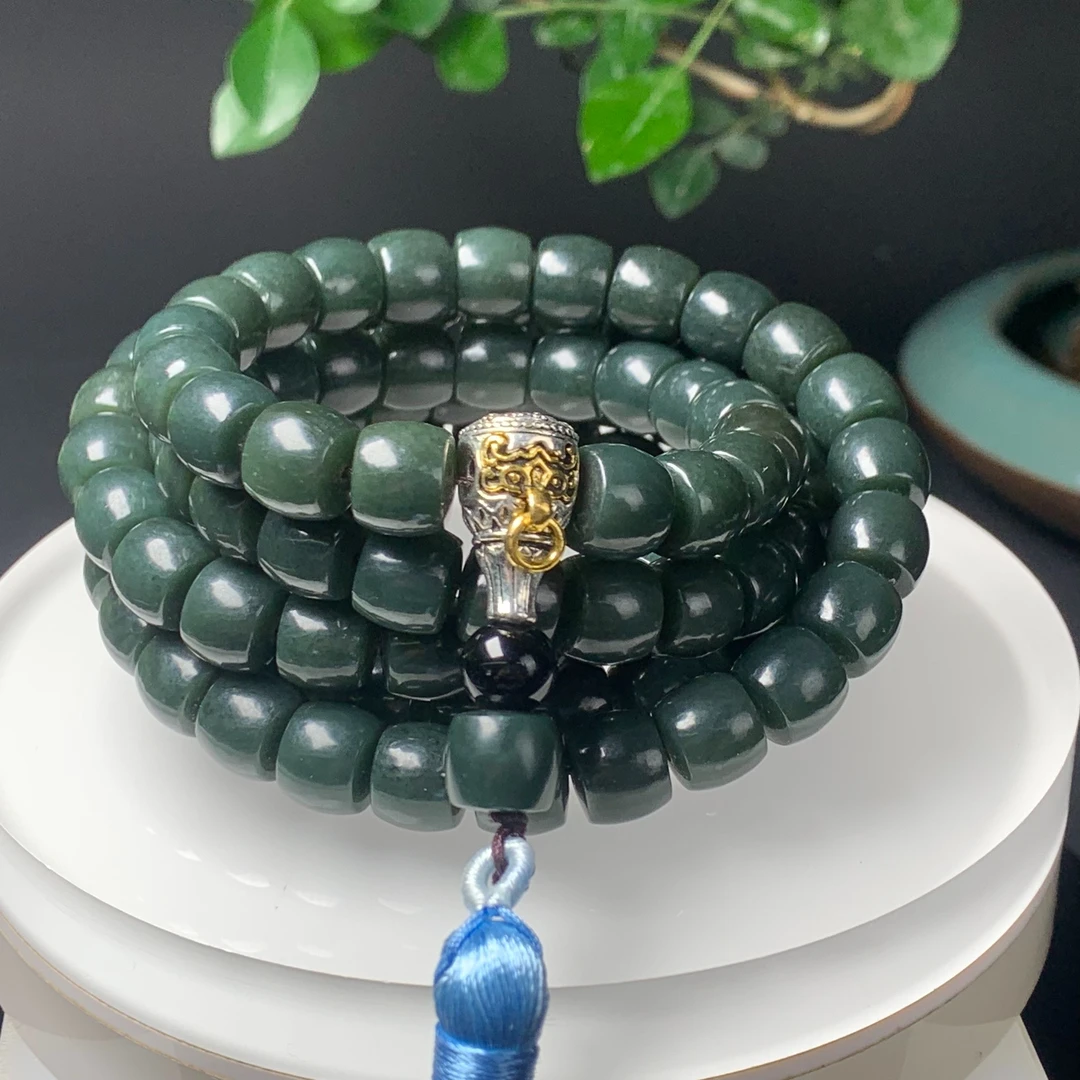 F165珠宝玉石精选和田玉手串