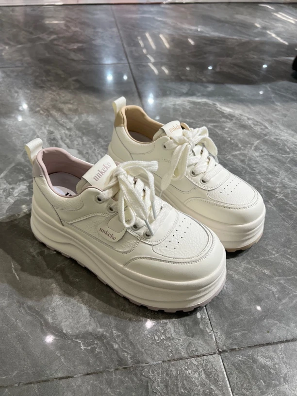 318570小个子增高小白鞋女春季新款真皮厚底运动休闲百搭系带板鞋