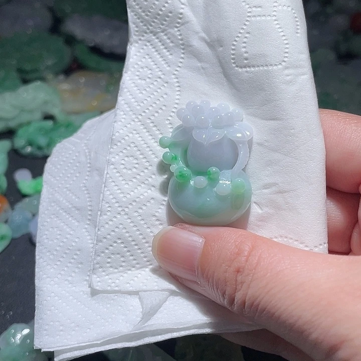 颈饰未镶嵌翡翠天