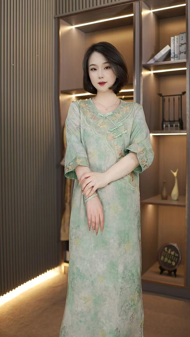 景意-新中式改良中式斜襟宽松连衣裙