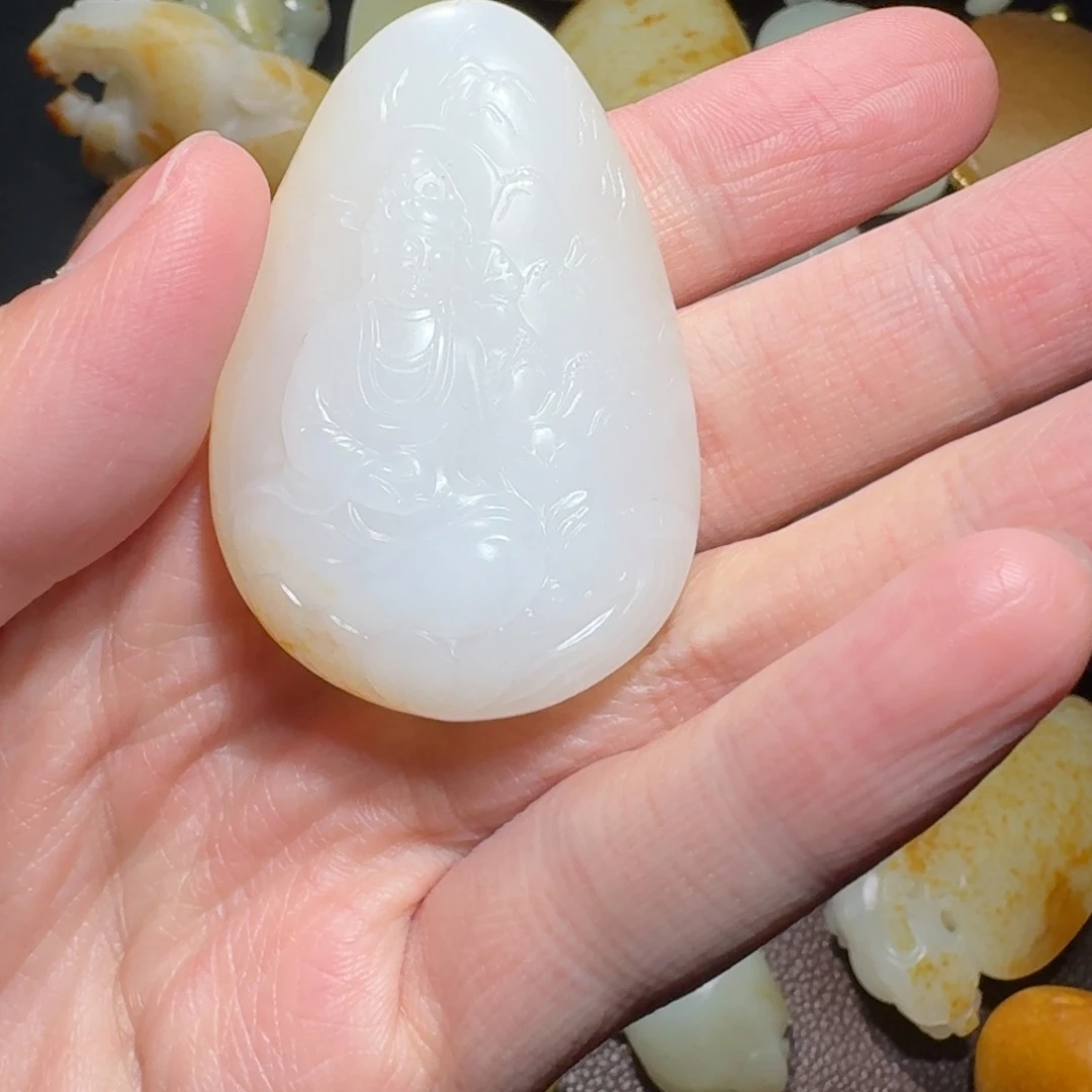 和田玉未镶嵌挂件