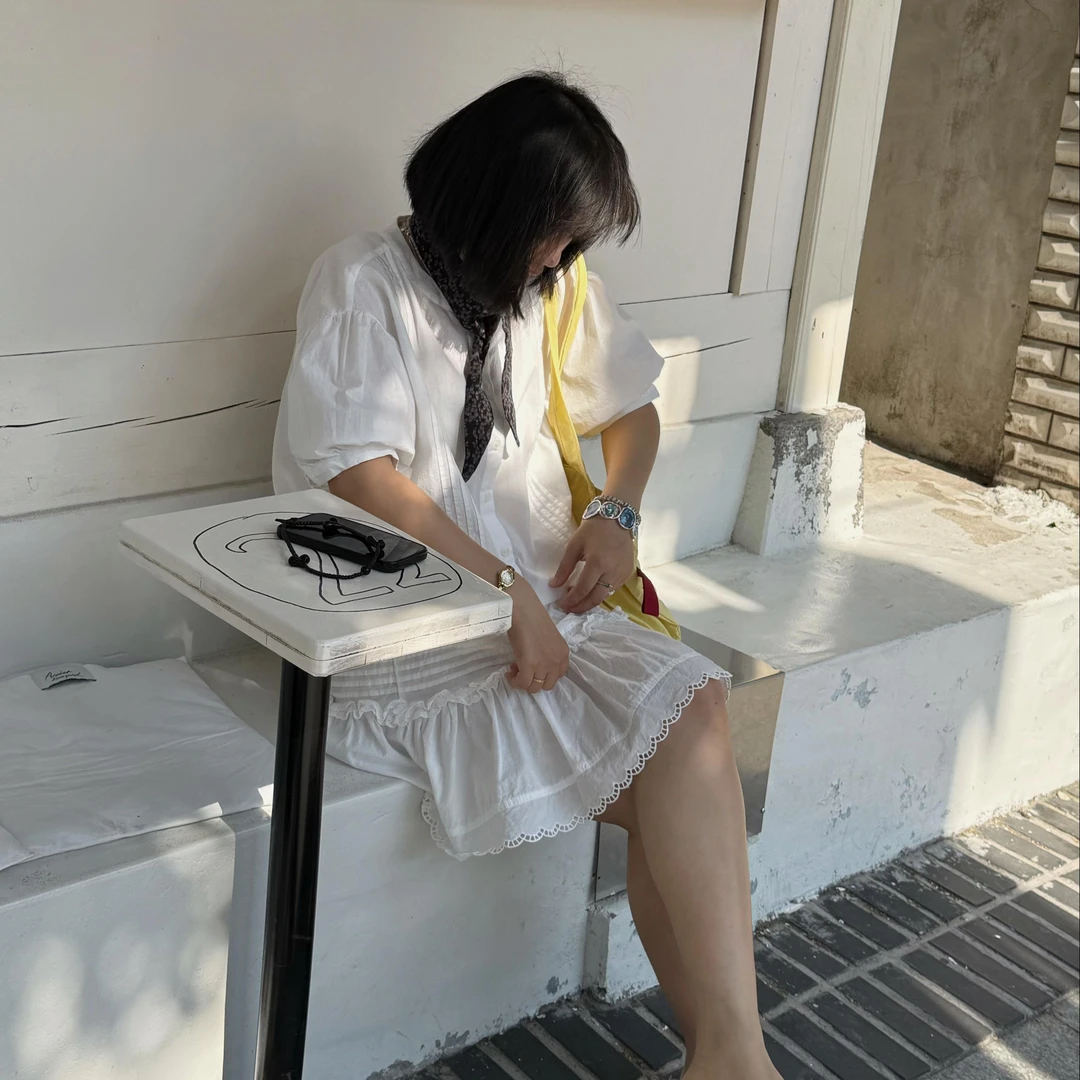 TOTHEND“设计师的梦中情裙”松弛自然少女感宽松蕾丝刺绣连衣裙