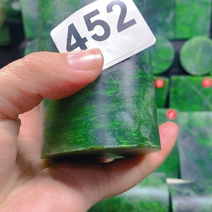 和田玉（碧玉）未镶嵌珠宝半成品