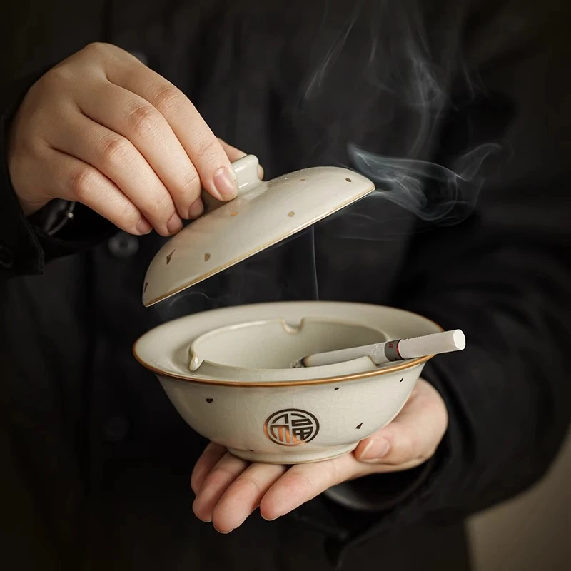 汝窑陶瓷烟灰缸家用办公室高级感小众带盖防风防飞灰创意中式高档