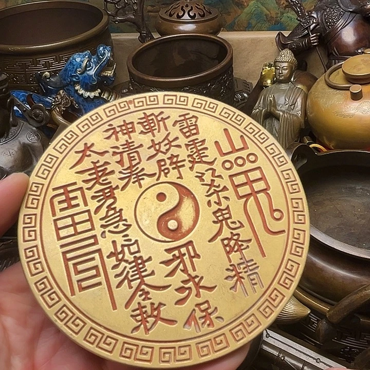 精美铜器批发档口