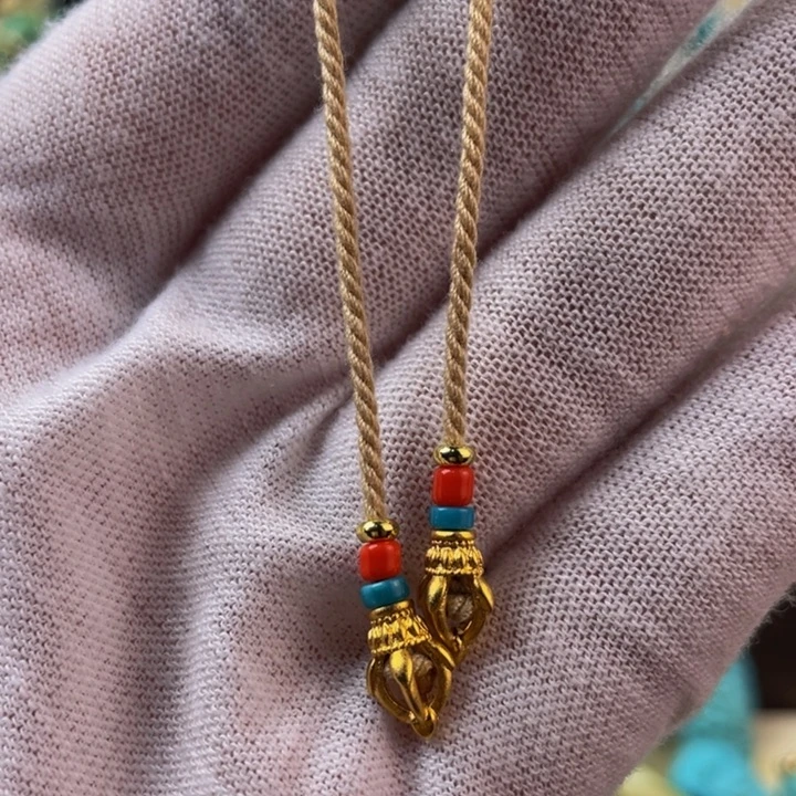 绿松石未镶嵌原矿