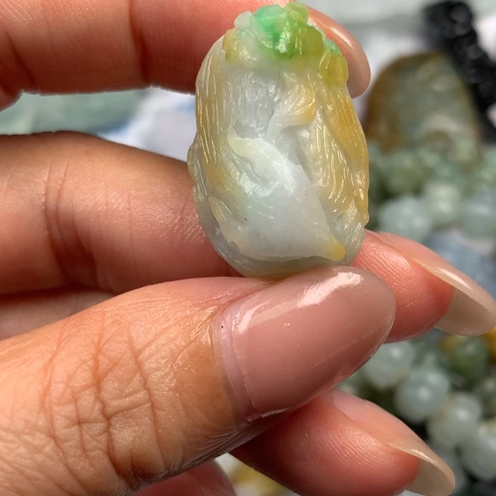 定制翡翠未镶嵌翡翠