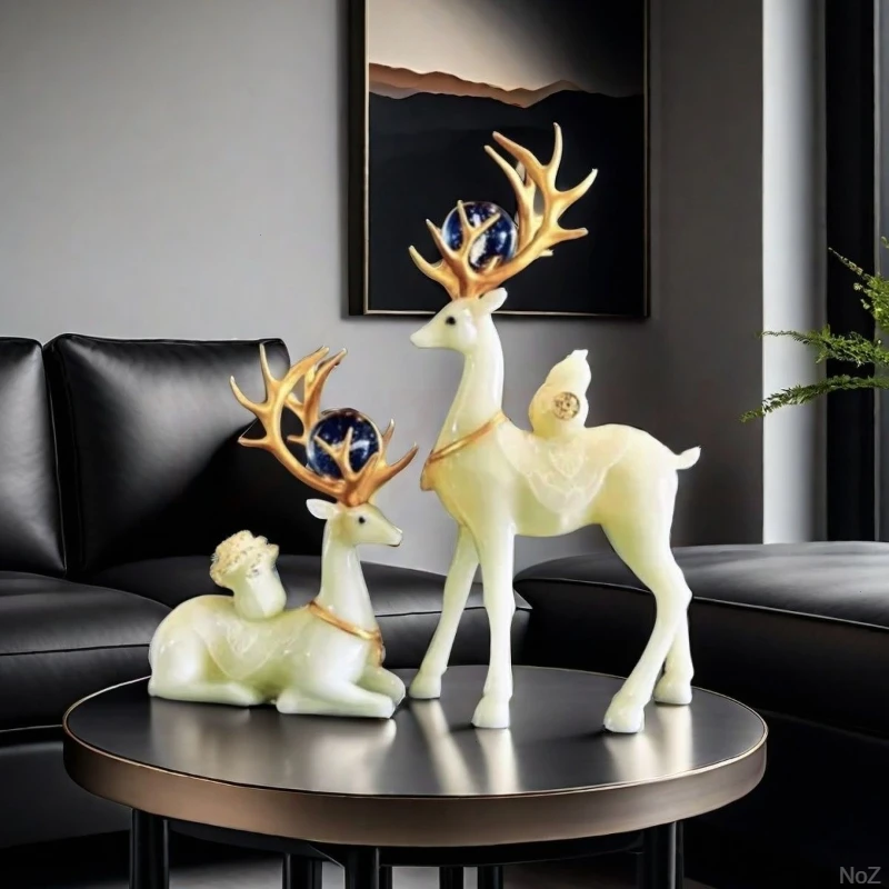 乔迁轻奢色家居福装饰品高档电视柜鹿客厅白玉新居玄关酒柜乔迁