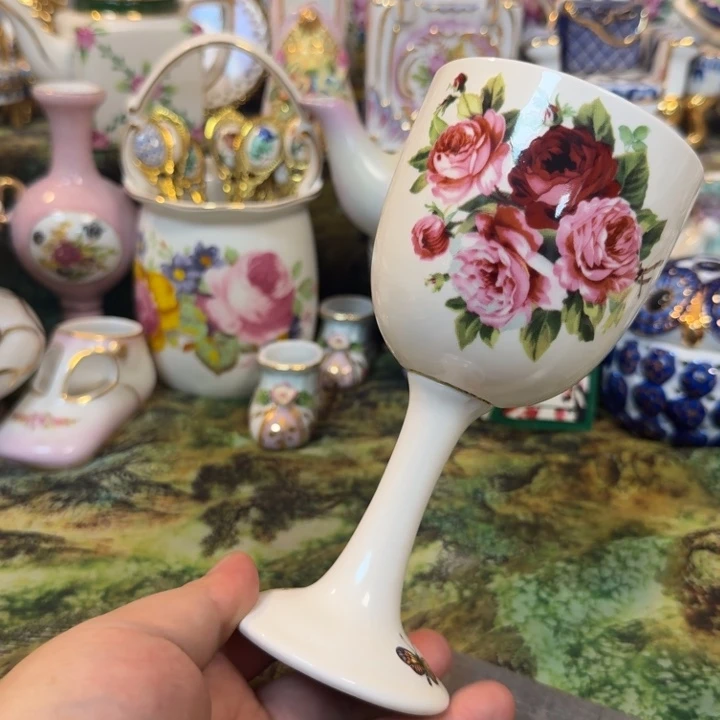 鹿与海陶瓷家居有限公司