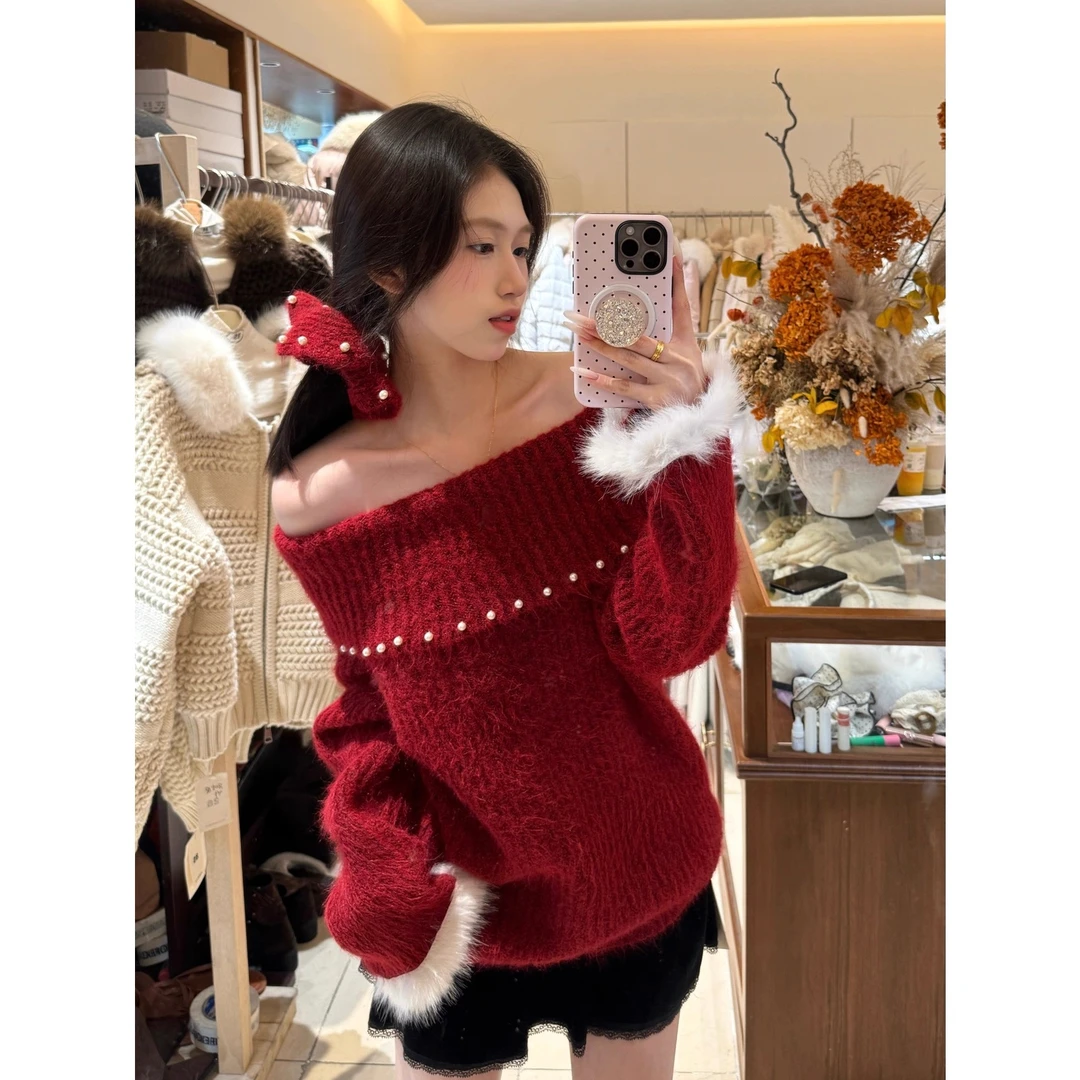 法式纯欲风一字肩毛衣女2025秋冬红色珍珠装饰宽松针织衫上衣
