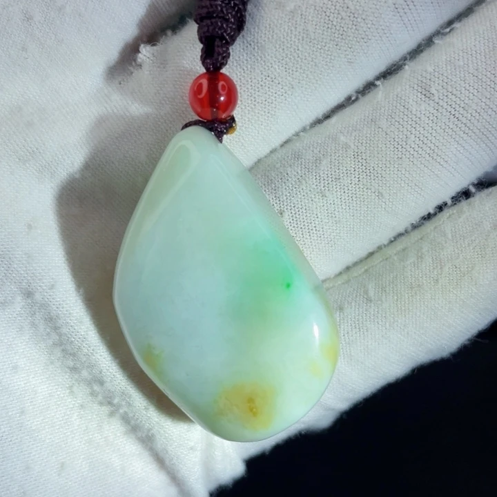 翡翠未镶嵌挂件片料