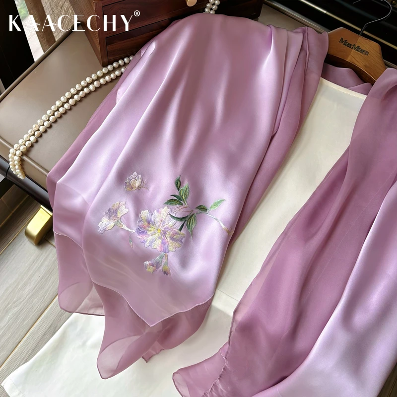 女士高级感披肩女款爆款2025新款柔美飘纱桑蚕丝缎面苏绣花朵丝巾