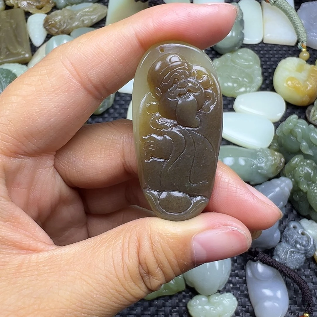 和田玉未镶嵌吊坠(不含链)有棉漏，卡44.6