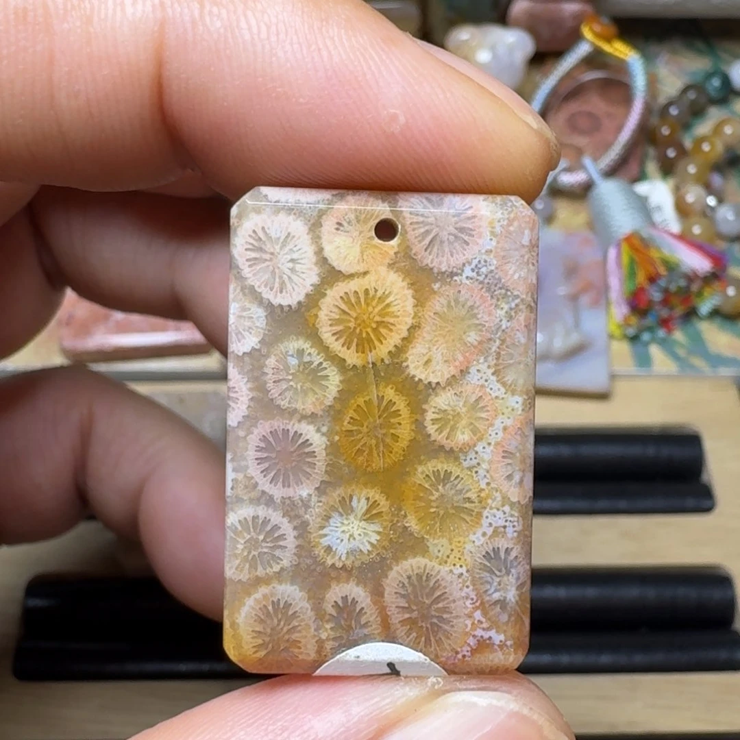 硅化玉纯天然色有机玉石保真色未镶嵌特价