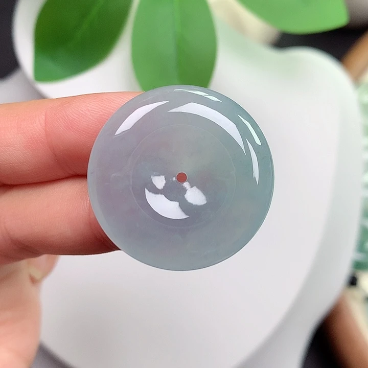 颈饰未镶嵌翡翠平安扣 28.7x6.4mm