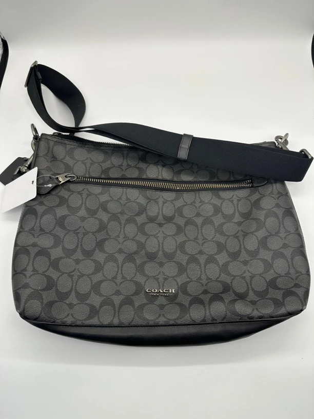 95新 COACH/蔻驰 黑色斜挎单肩包