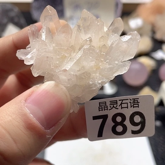 未镶嵌水晶大型摆件（非配饰）