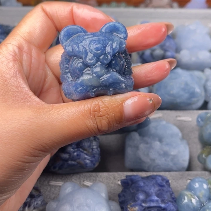 奇石小萌宠手把件醒狮头