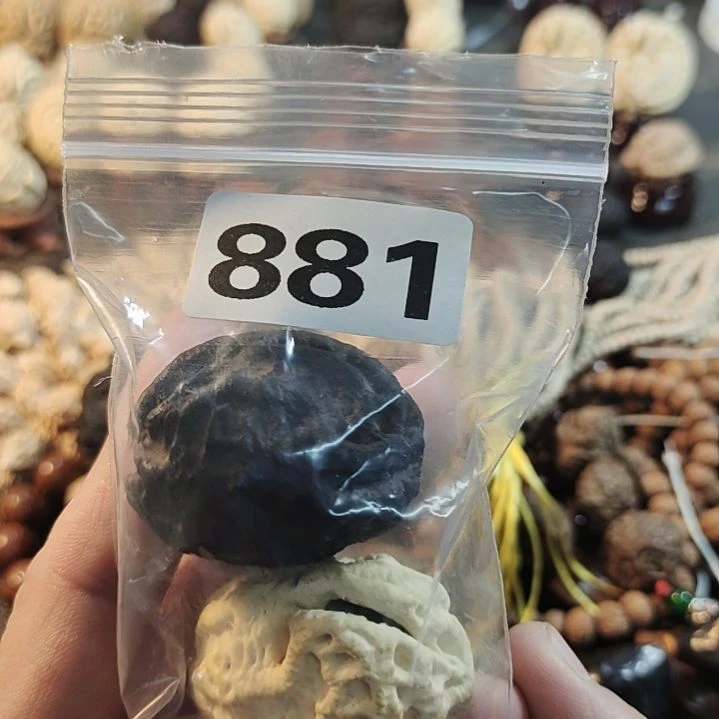 文玩核桃吊坠?**头文玩核桃