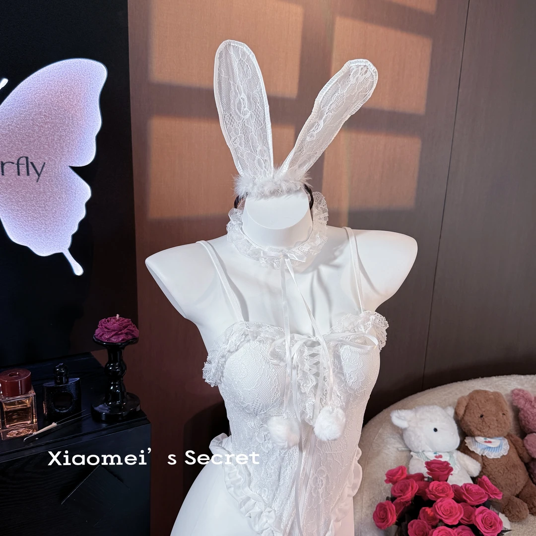 【小美衣橱】兔耳朵.兔尾巴可爱性感甜美复古镂空薄款蕾丝显瘦连裤