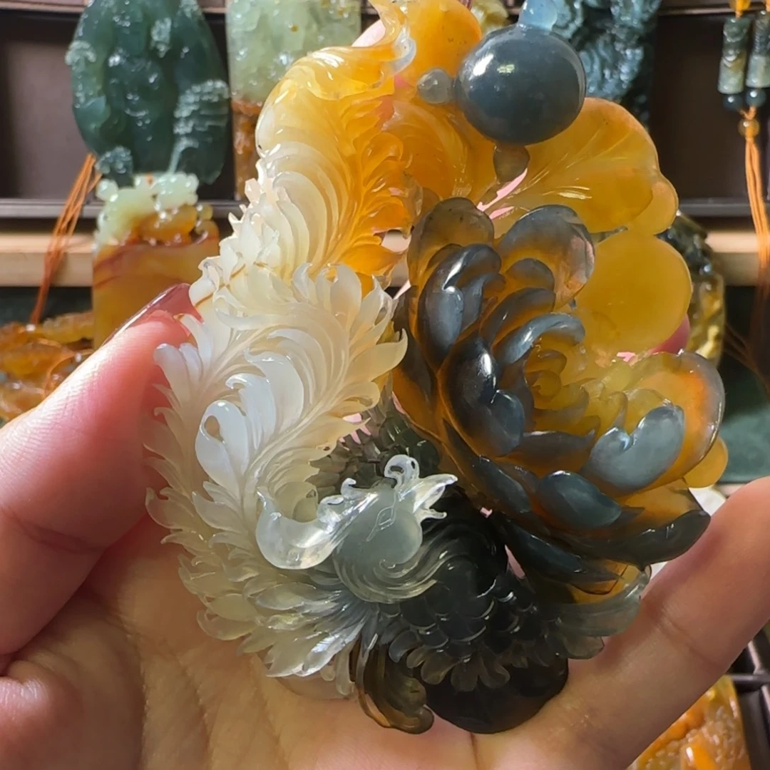 蛇纹石玉颈饰合金?****?