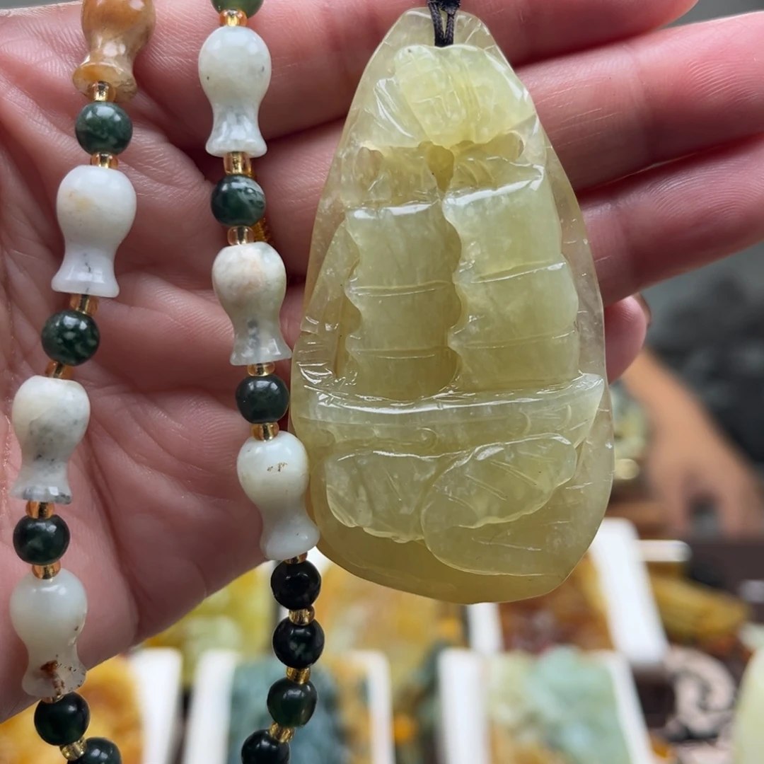 岫玉未镶嵌挂件挂件